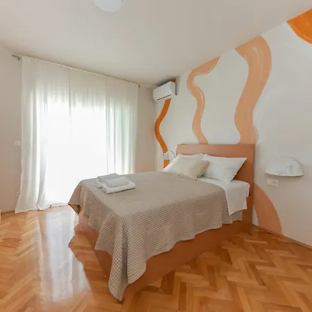 Apartment Sea